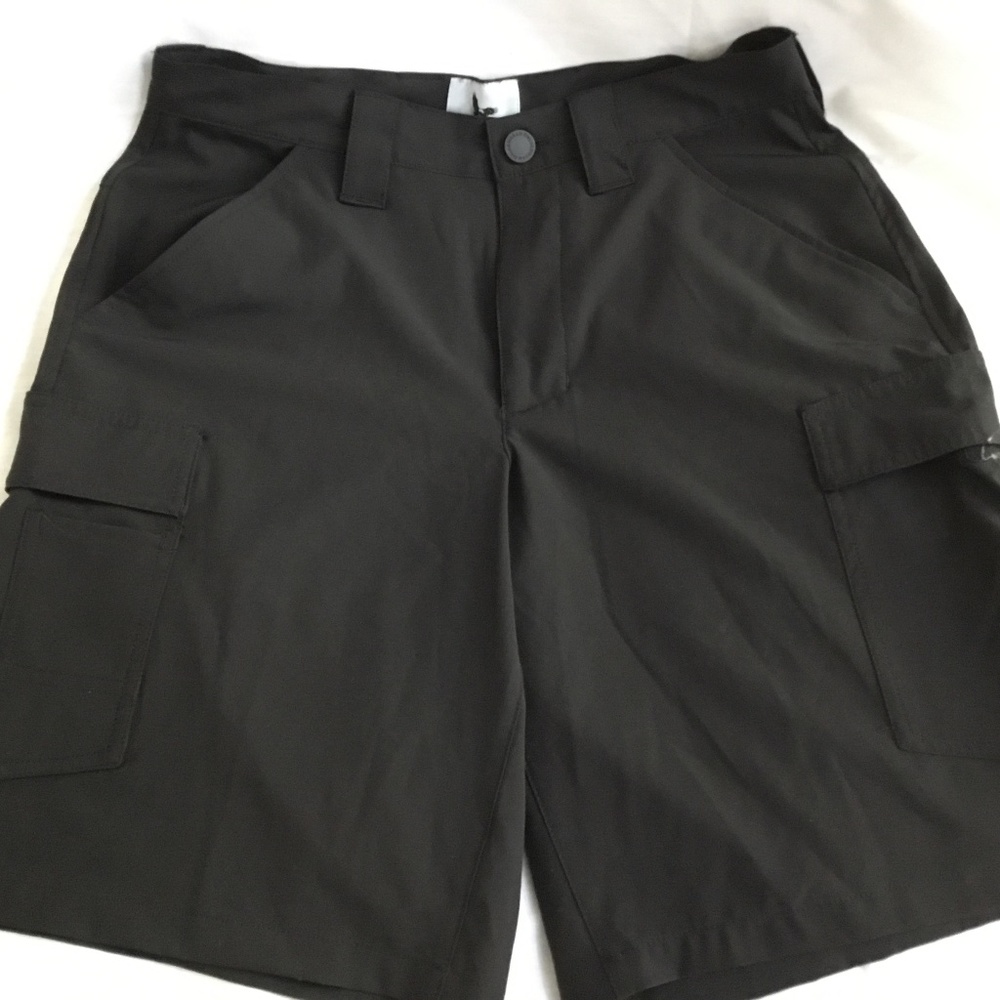 New WOT Field & Stream Men’s Black Hydro-Repel cargo shorts/swim short Size 32